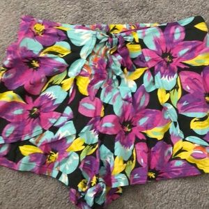 High waisted tie shorts